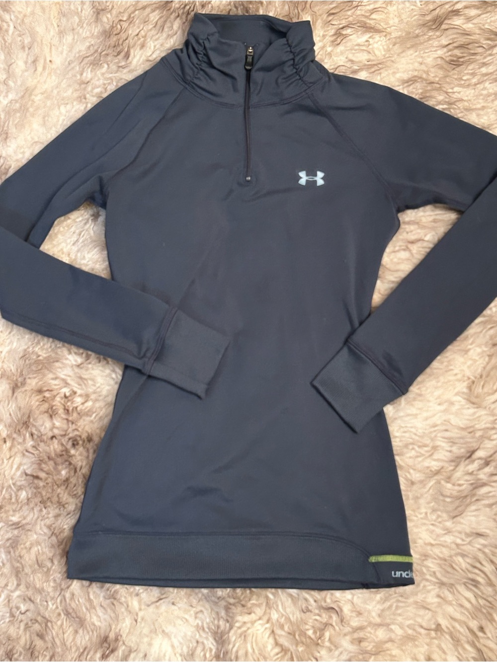 Under Armour Catalyst XS long sleeve top